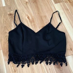 Black Lace-Hem Spaghetti Strap Crop Top